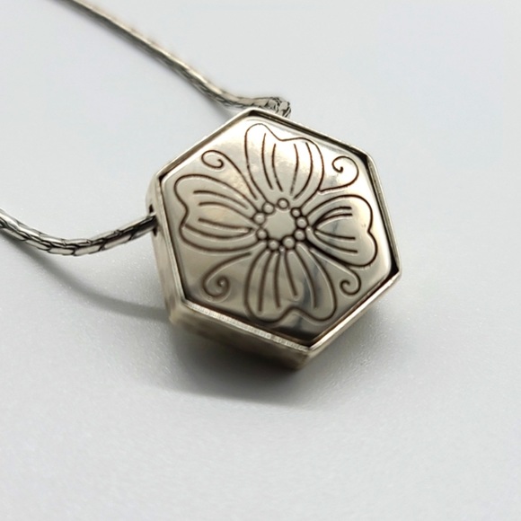 Brighton DECO Collection Swarovski Solitaire Hexagon Reversible pendant NWOT - Picture 11 of 12